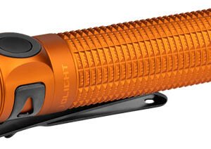 OLIGHT BATON 4 PRO 1600 LUMENS - ORANGE RECHARGEABLE